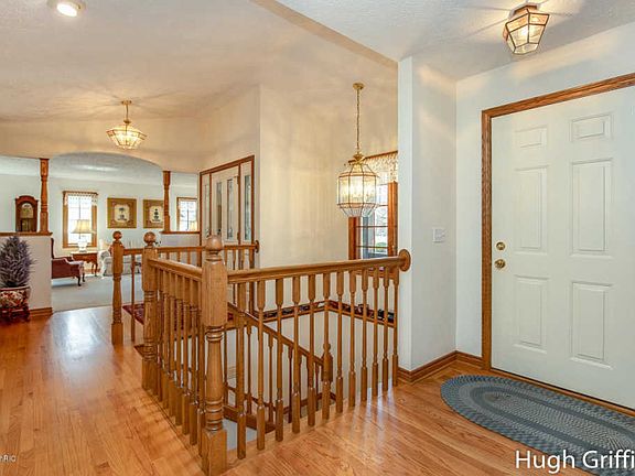 5th image of 6710 Glen Hollow Dr SE