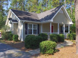 1130 Longleaf Dr NW, Pinehurst, NC 28374