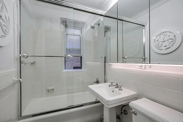 Sold by Compass | media 5