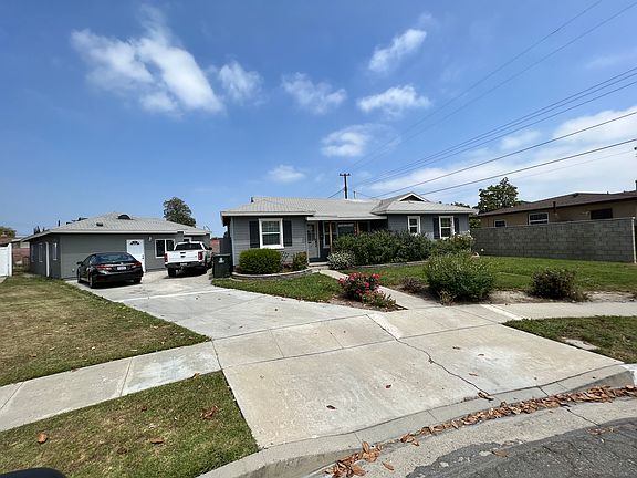 3rd image of 1412 Naples Pl Unit A