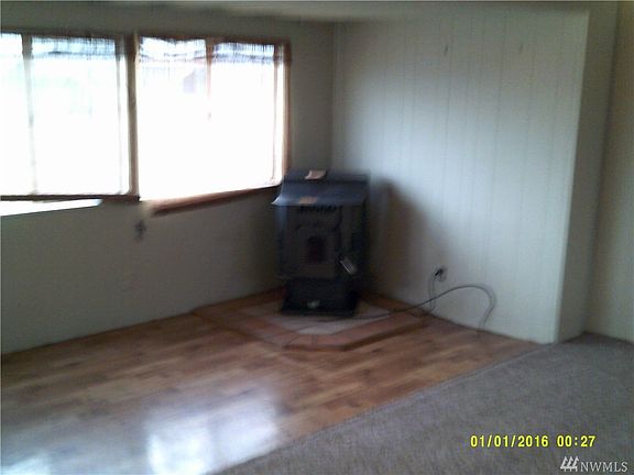 3rd image of 3715 152nd St NE Unit 73