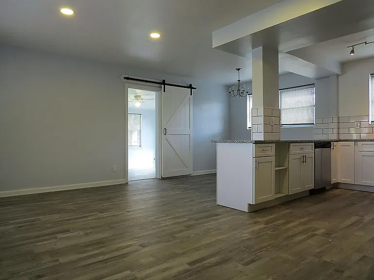 6572 Harlow Blvd — Photo 11