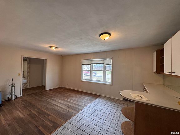 4th image of 132 Kurlene Dr
