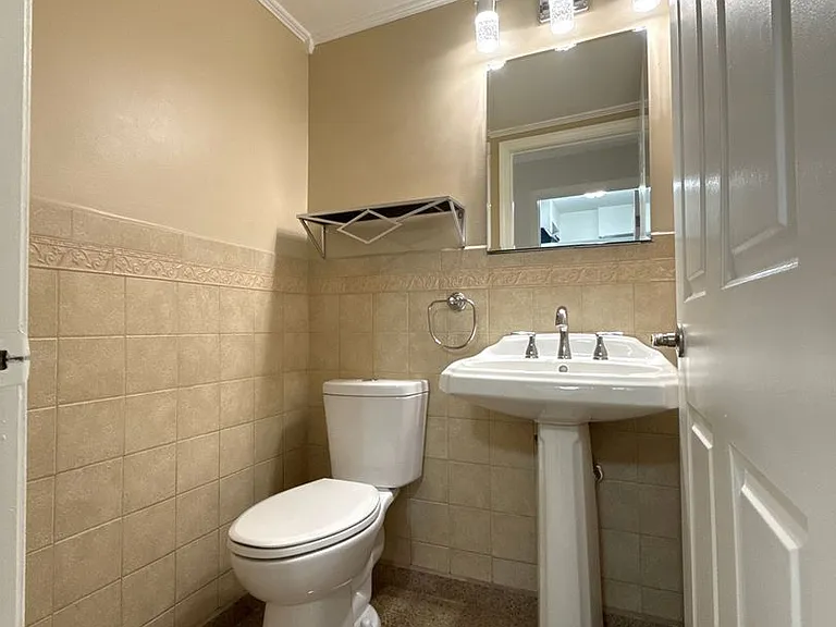 7318 Connan Ln — Photo 14