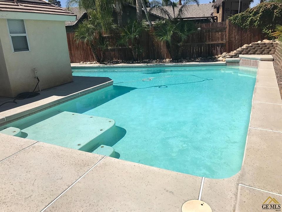 2nd image of 3004 Dalea St