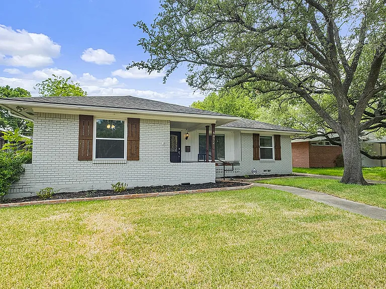 6802 Blessing Dr — Photo 22