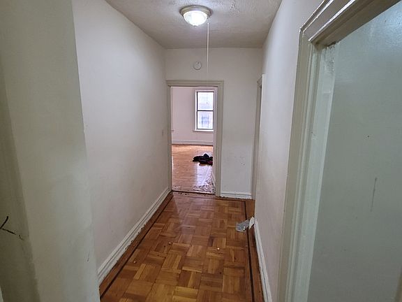 5th image of 2705 Grand Concourse #210