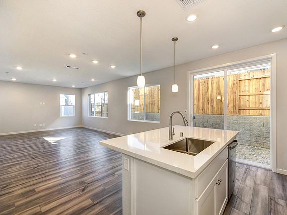 4th image of 4436 Cash Dr