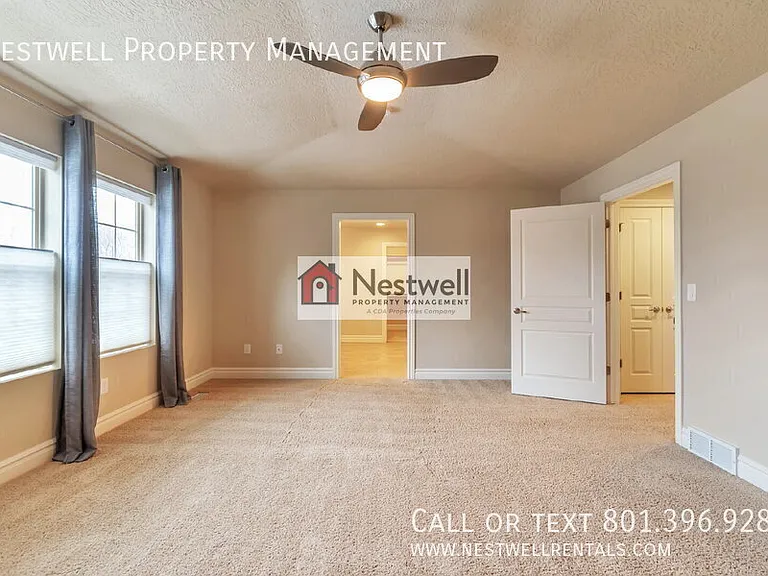 1360 E Foxmont Ln — Photo 10