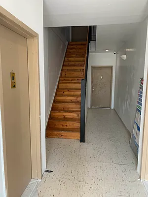 Rented by Delmark Realty LLC | media 17