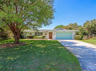 9695 Heather Cir W, Palm Beach Gardens, FL 33410