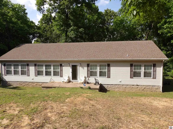 641 Oakley Rd, Benton, KY 42025