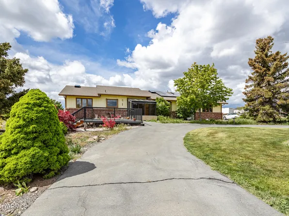 150 Hi Valley View St, Yakima, WA 98901