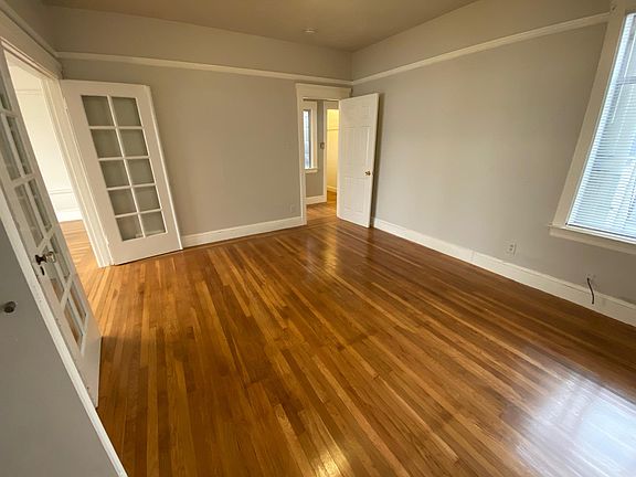 4th image of 542 25th Ave APT 4
