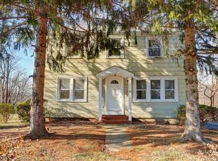 125 Parsippany Rd, Parsippany, NJ 07054