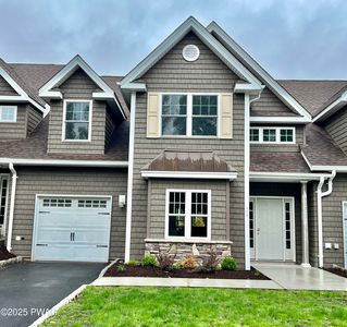 108 Braeburn Path, Matamoras, PA, 18336