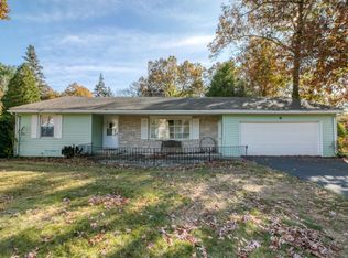 83 Catalina Dr, Springfield, MA 01128