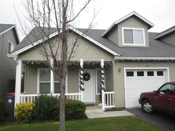 1901-1905 Pebble Way #1909, Medford, OR 97504