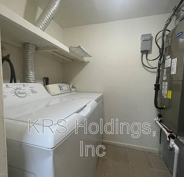 3828 Miramonte Pl #B — Photo 7