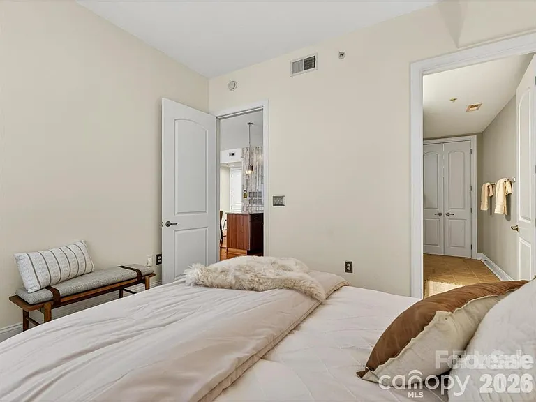 4620 Piedmont Row Dr #408 — Photo 18