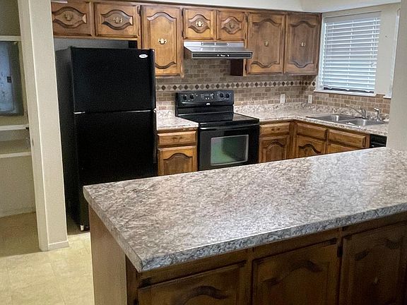 3rd image of 342 Eden Dr #342