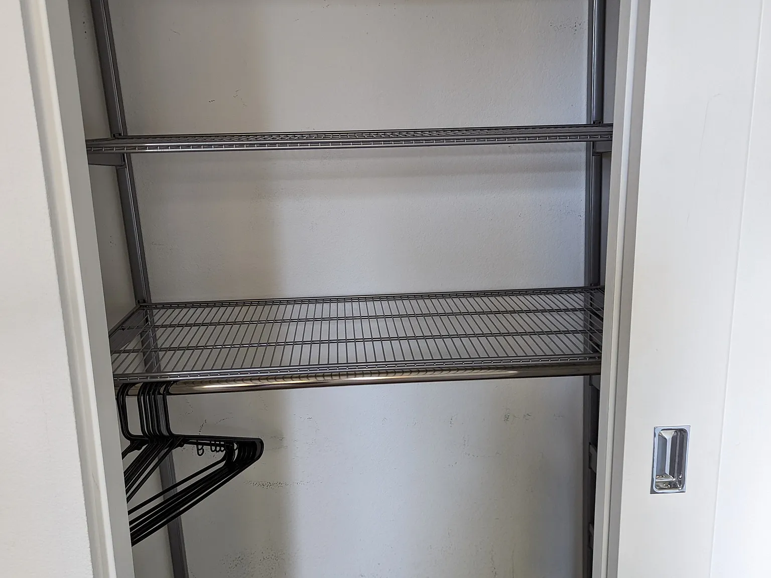 3 bed, 1350 sqft, $1,700 — Photo 3