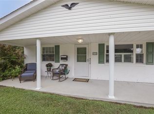 4984 Clover St, Virginia Beach, VA 23462