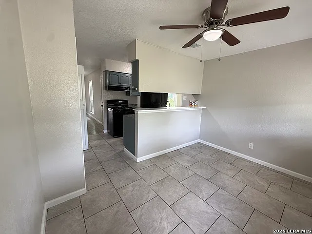 4911 Tennyson Dr — Photo 6