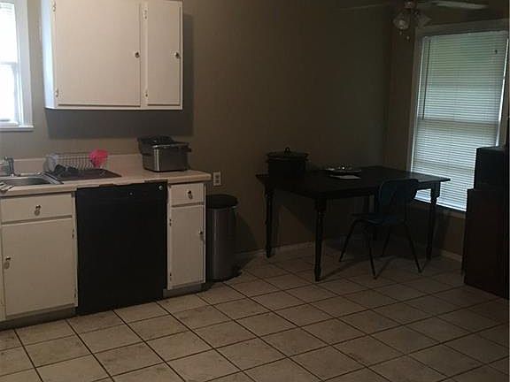 4th image of 2622 Santa Cruz Dr