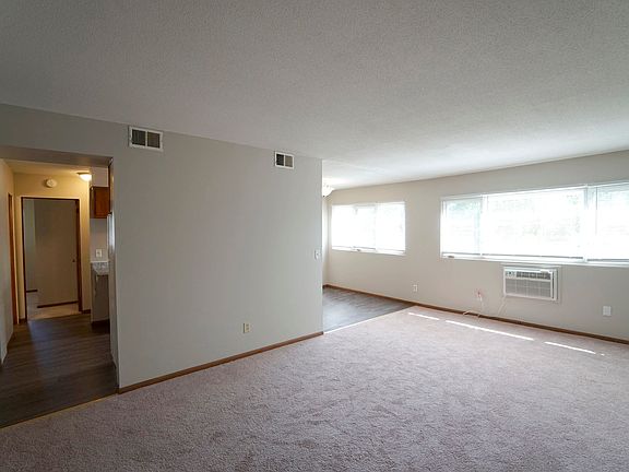 4th image of 6017 Louisiana Ave N #7136-04