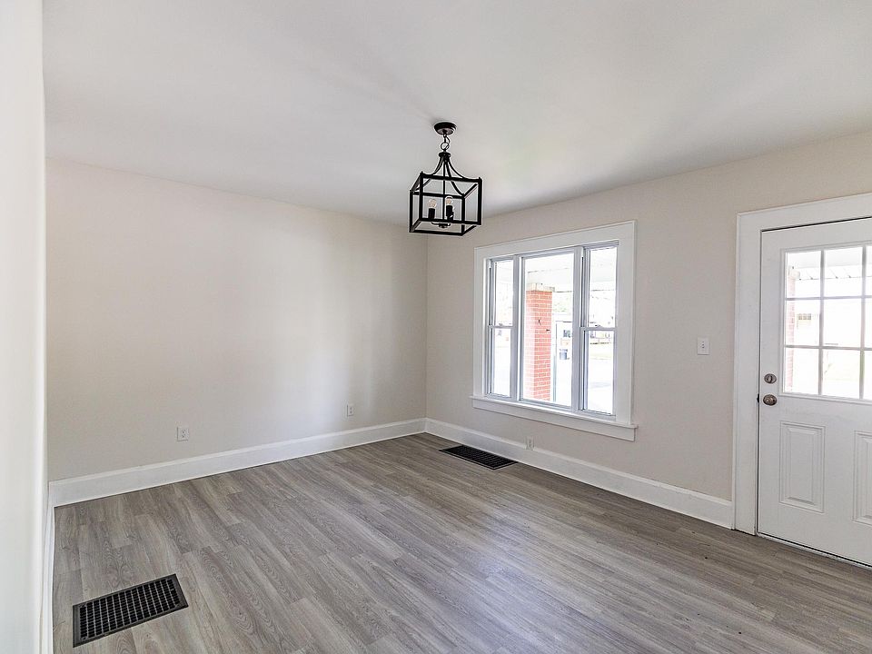 1st image of 2876 Indianola Ave #A