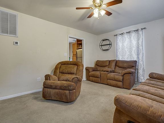 4th image of 7141 Mason Dr