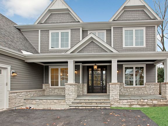 2nd image of 1539 Woodbine Ct