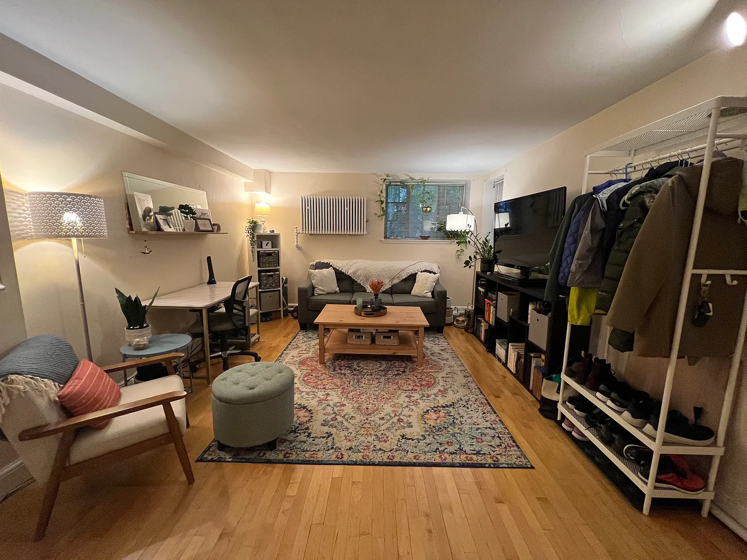 1 bed, 542 sqft, $2,450 — Photo 2
