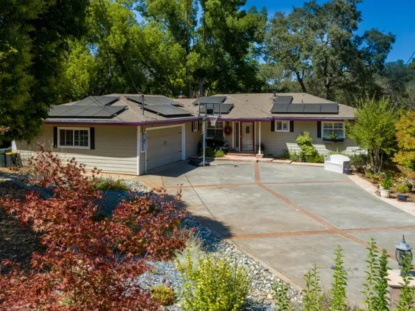 140 Squire Ln, Auburn, CA 95603