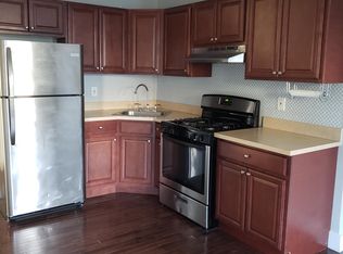 208 N 9th St APT 2, Newark, NJ 07107