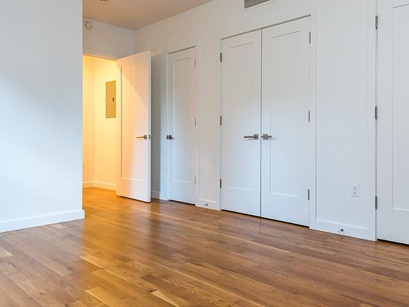 2nd image of 123 Parkside Ave #01A