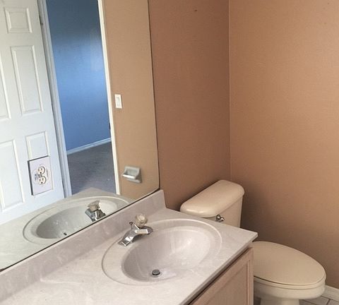 5th image of 3816 Becontree Pl