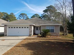 97 Howard St, Niceville, FL 32578
