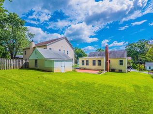 2950 Strathmeade St, Falls Church, VA 22042