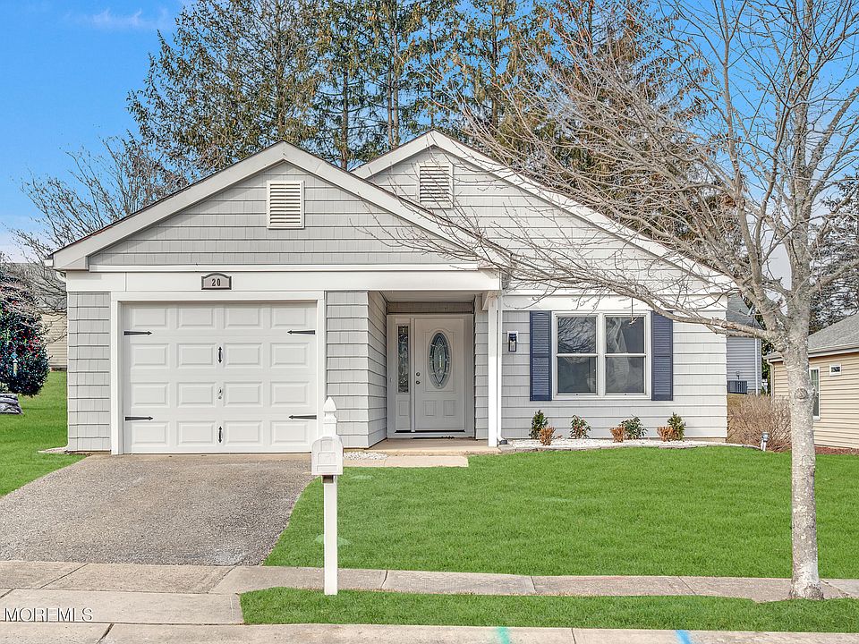 1st image of 20 Woodstock Lane