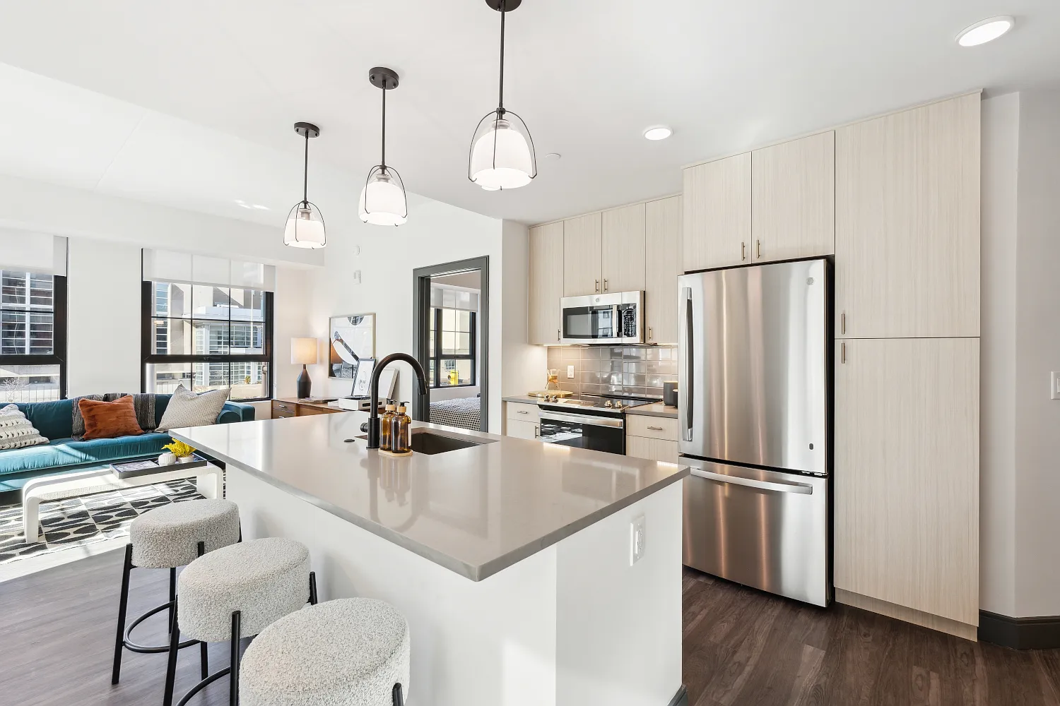 Broad + Noble — Photo 1
