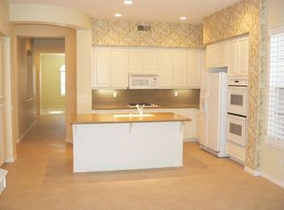 3208 Rancho Companero, Carlsbad, CA 92009