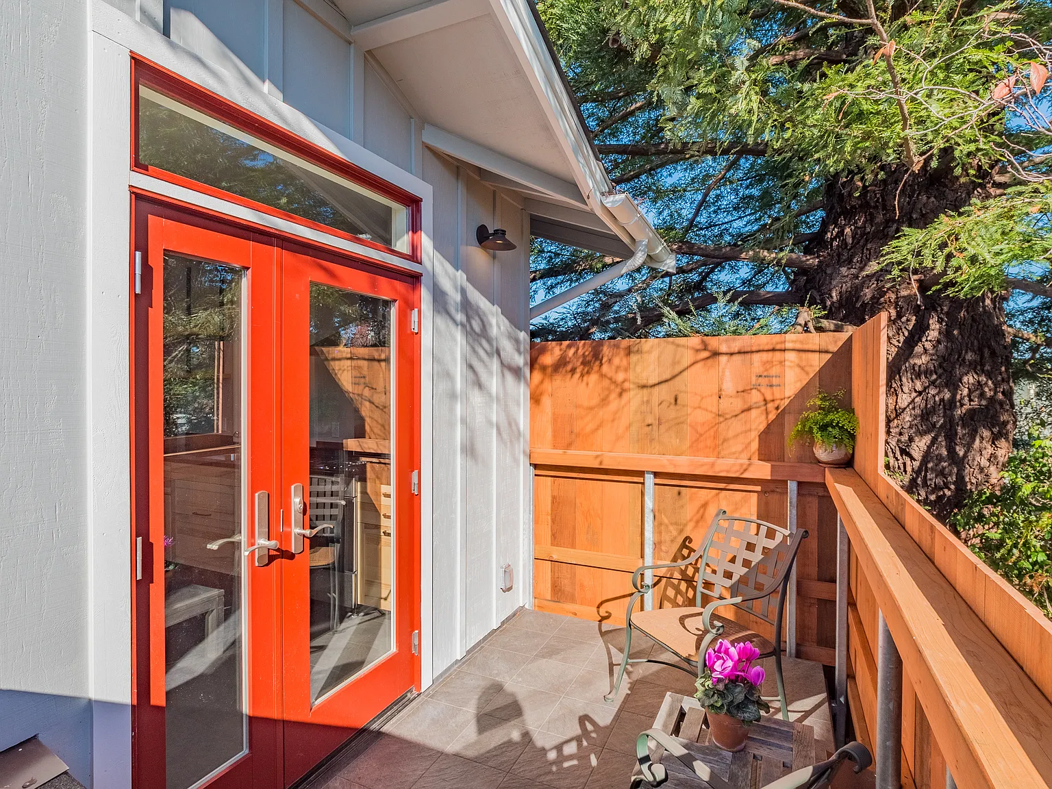 1325A Laurel St, Santa Cruz — Photo 2