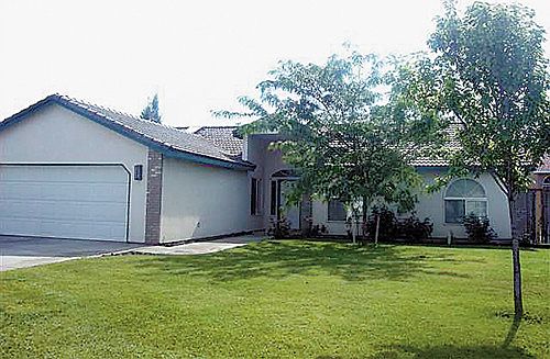 1st image of 5403 Warbler Ln