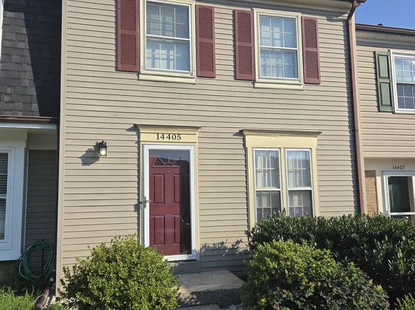 14405 Four Chimney Dr, Centreville, VA 20120