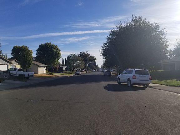 4th image of 1309 Leo Way