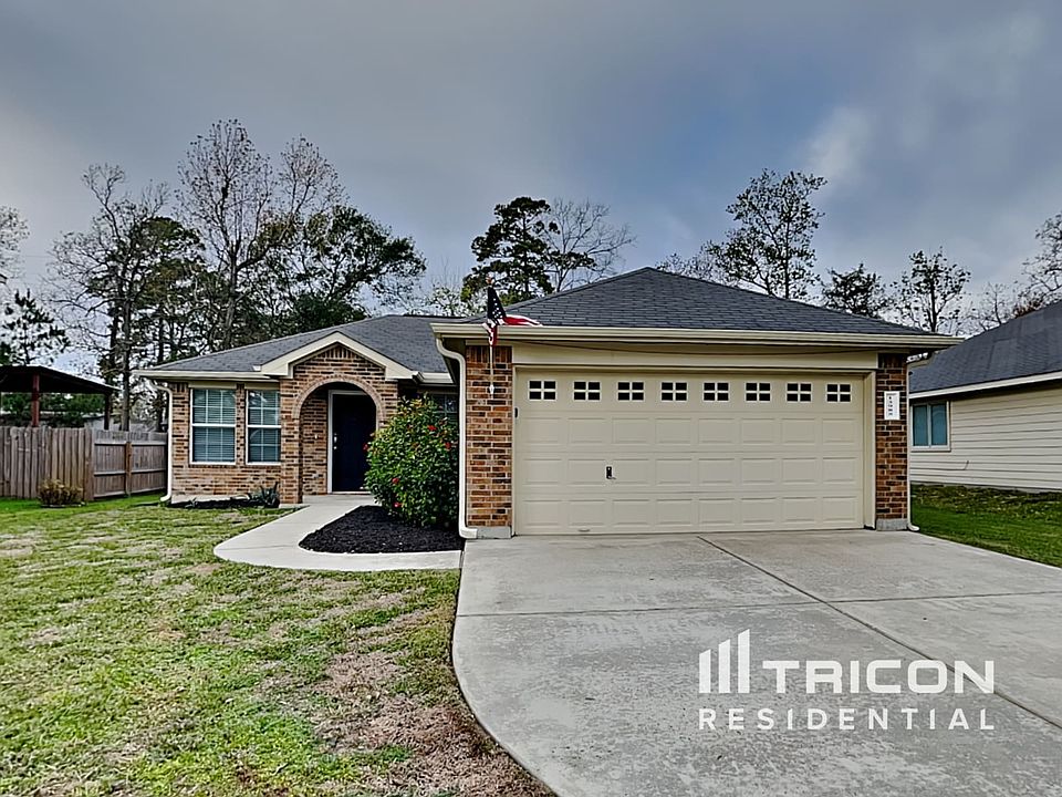 1st image of 13985 Buckskin Dr