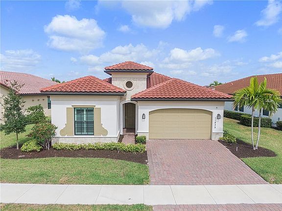 3rd image of 11835 S Baypoint Circle