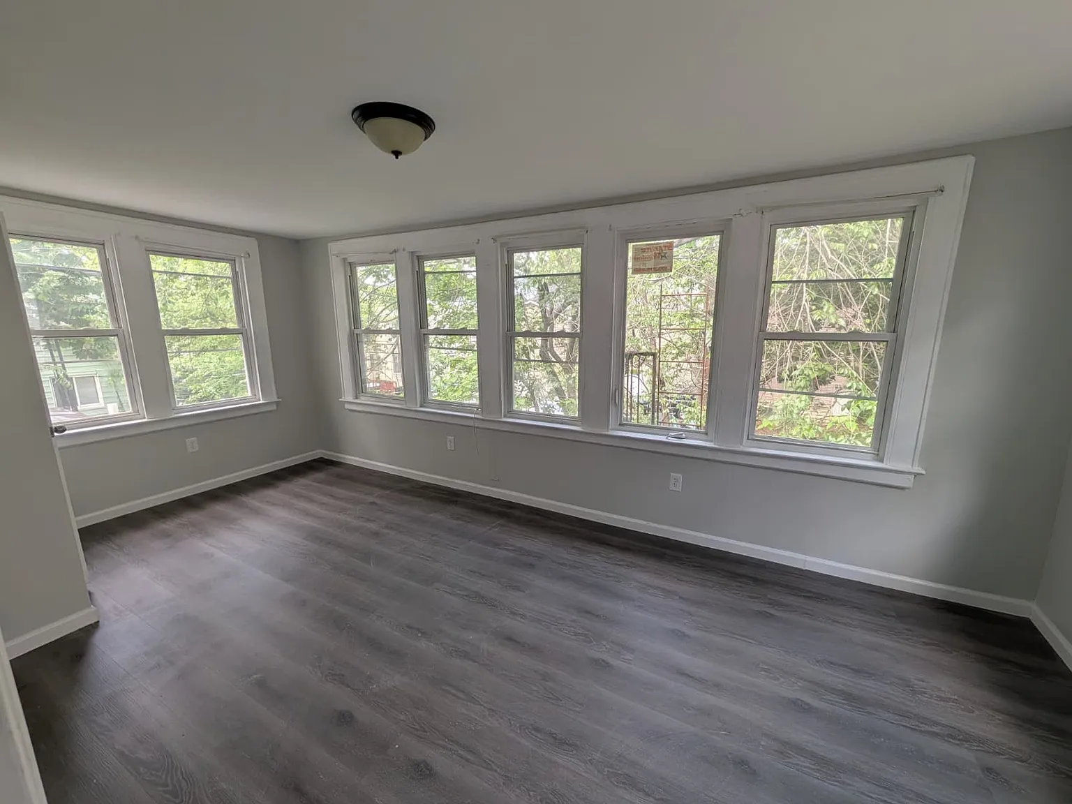 3 bed, $2,000 — Photo 4